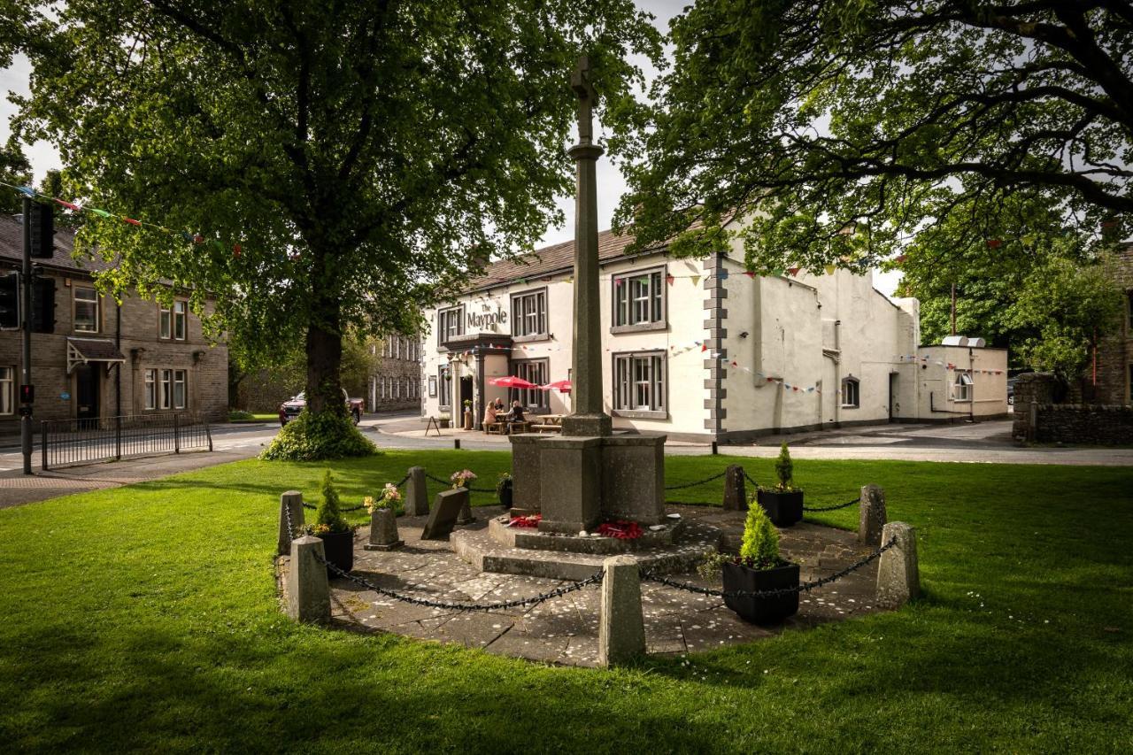Bed & Breakfast Maypole